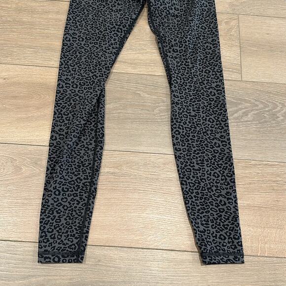 CRZ YOGA Gray Black Leopard Cheetah Print Naked Feeling Active‎ Leggings Size XS - Picture 7 of 11